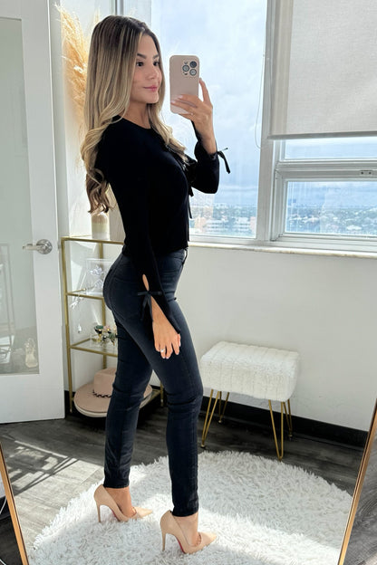 Taylor Tie knit - Black ( Restock)