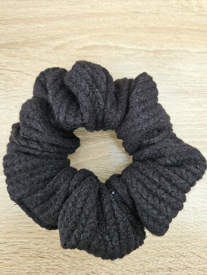 Jessica Textured Scrunchie Tan