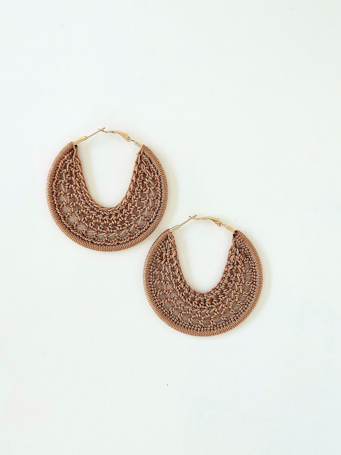 Lisa Earrings Taupe