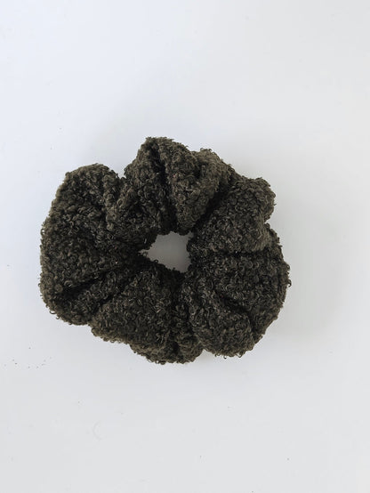 Richa Teddy Textured Soft Scrunchie Cream