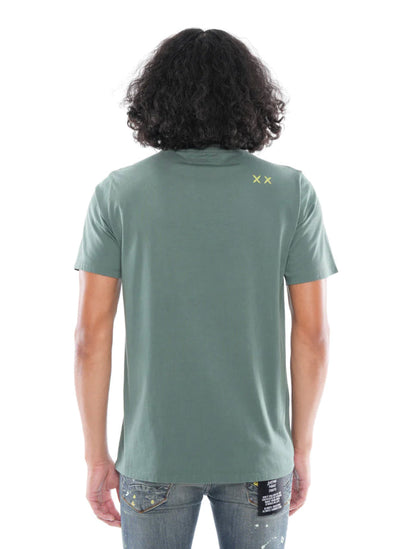 SHORT SLEEVE CREW NECK TEE "LICENSED DRUG DEALER" IN DUCK GREEN
