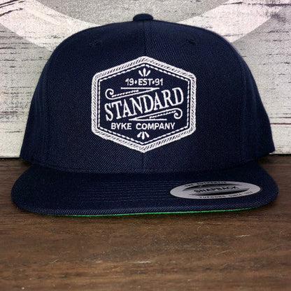 SNAPBACK HAT BLACK EST LOGO